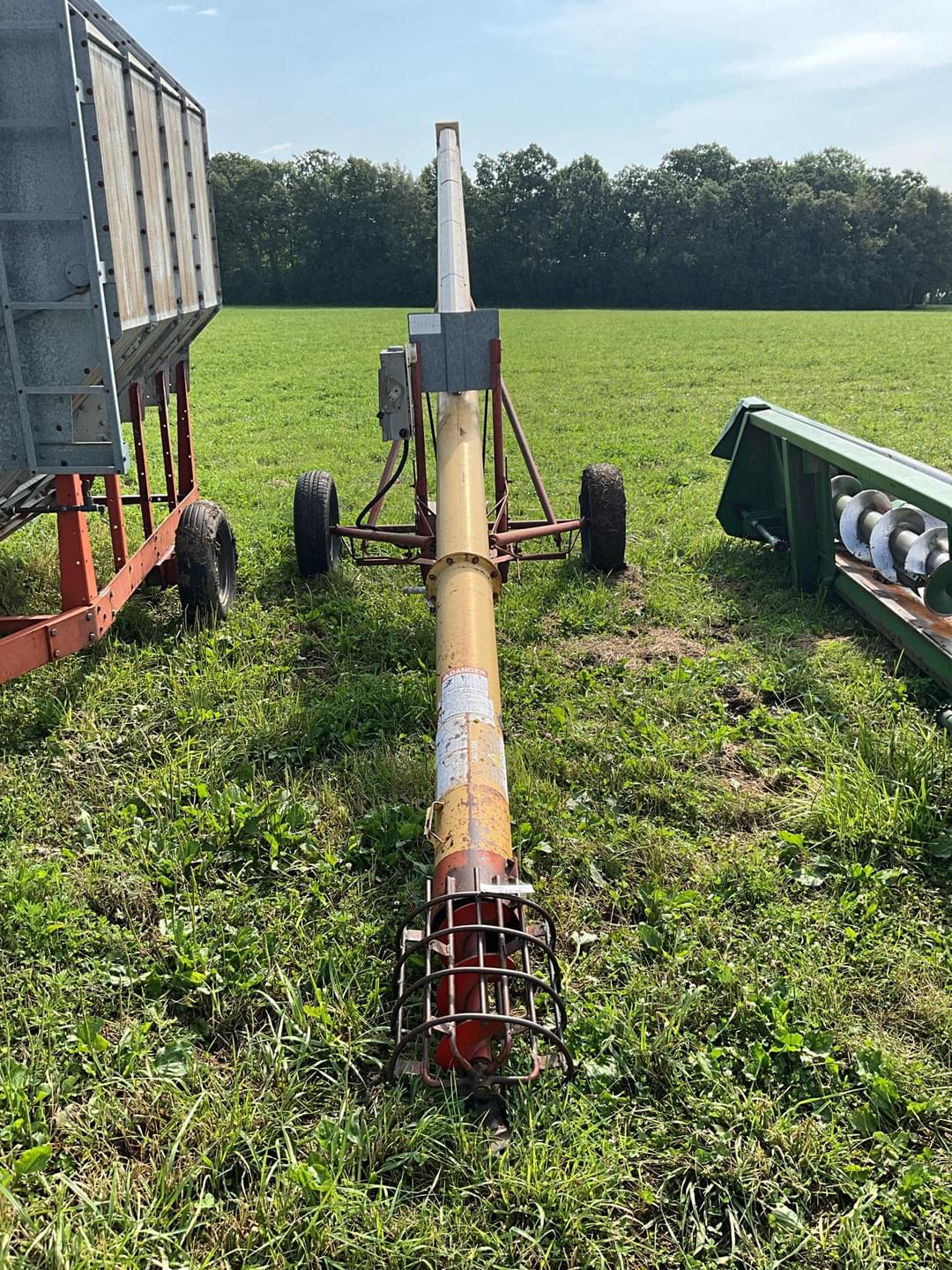 Image of Westfield 8x31 Primary image