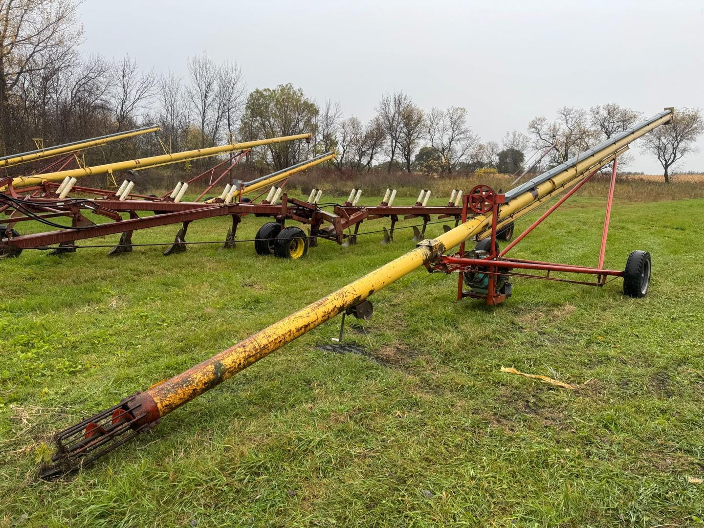 Westfield W70-41 Equipment Image0