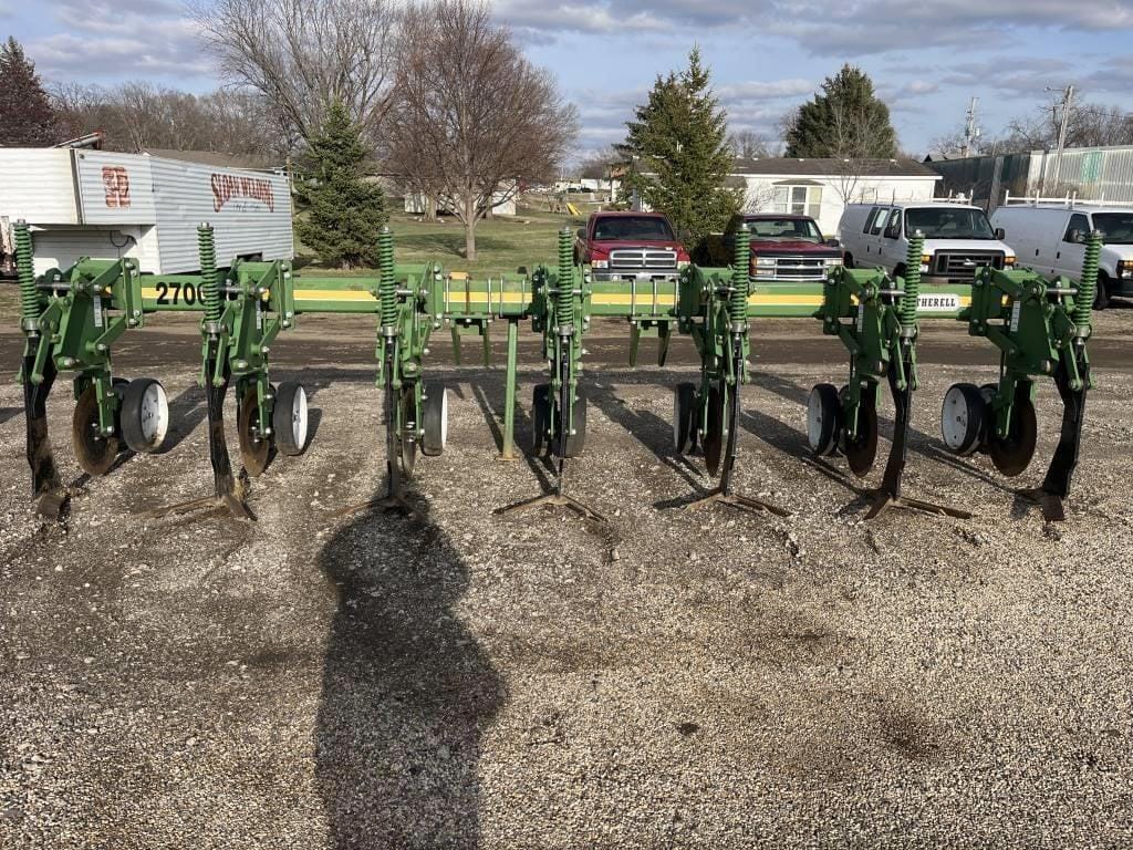 Main image Wetherell 2700