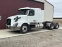 2006 Volvo D12 Image