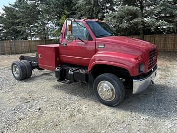 1999 GMC C6500 Equipment Image0