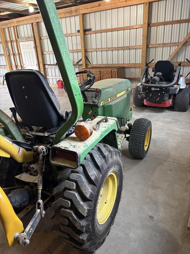 Image of John Deere 755 equipment image 3