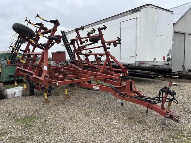 Image of Case IH 4800 equipment image 1