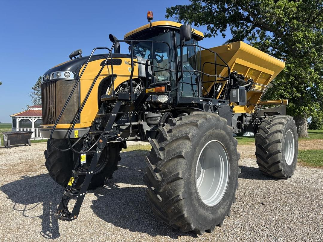Image of RoGator RG1300C Primary image