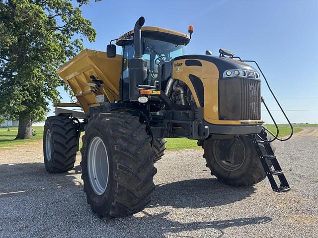 Image of RoGator RG1300C equipment image 4
