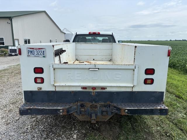 Image of Chevrolet 3500 equipment image 3