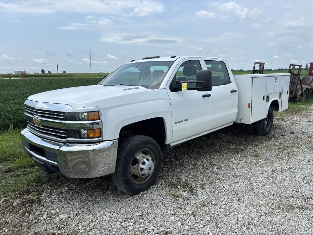 Image of Chevrolet 3500 Primary image