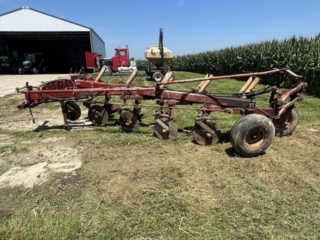 Image of International Harvester 720 equipment image 3