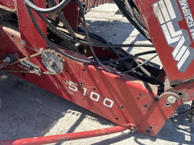 Image of White 6100 equipment image 1