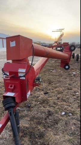 Wheatheart 10x71 Equipment Image0