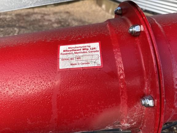 Image of Wheatheart BH 1041 equipment image 4