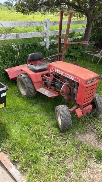 Main image Wheel Horse 12