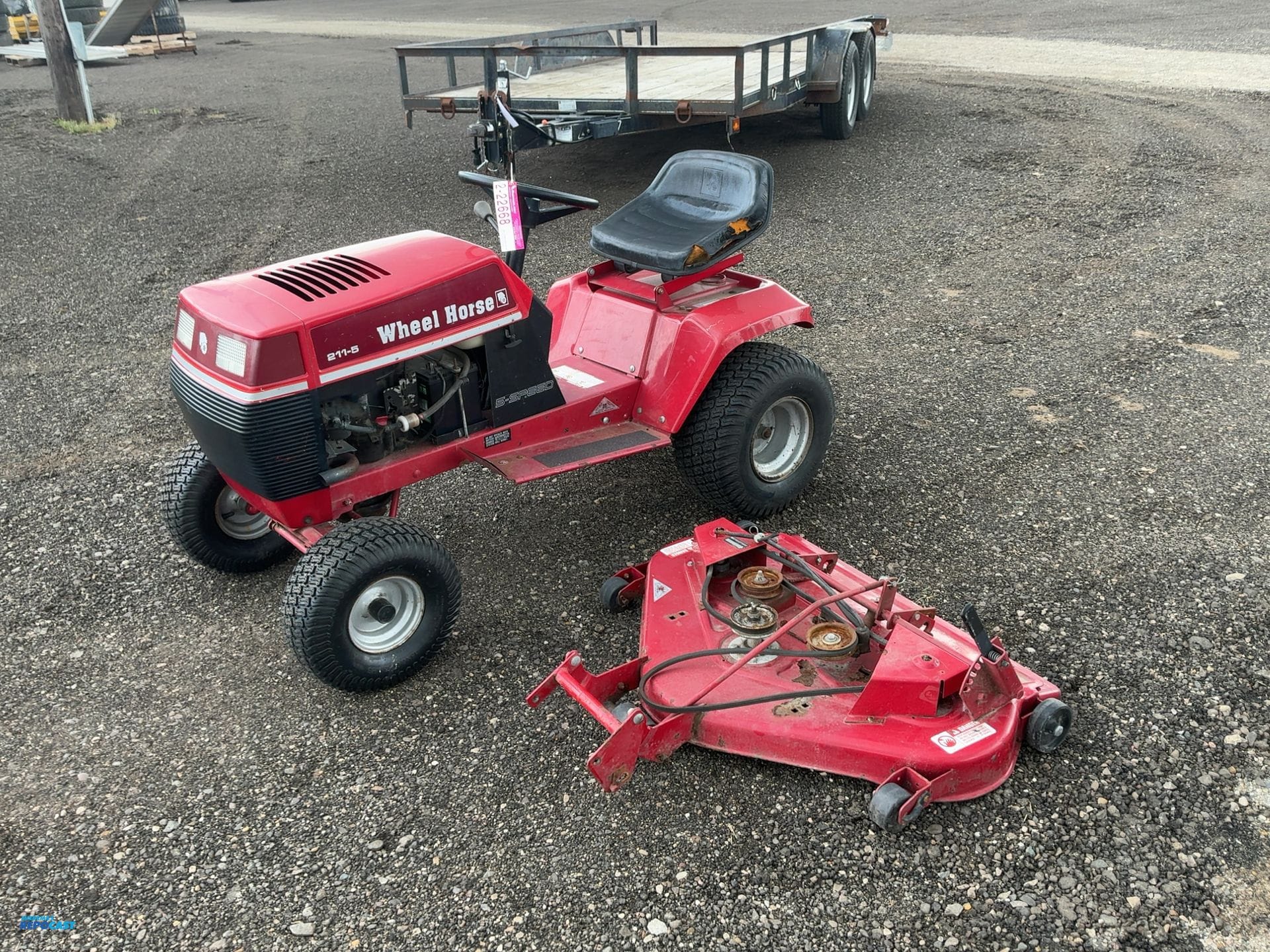 Wheel Horse 211-5 Equipment Image0