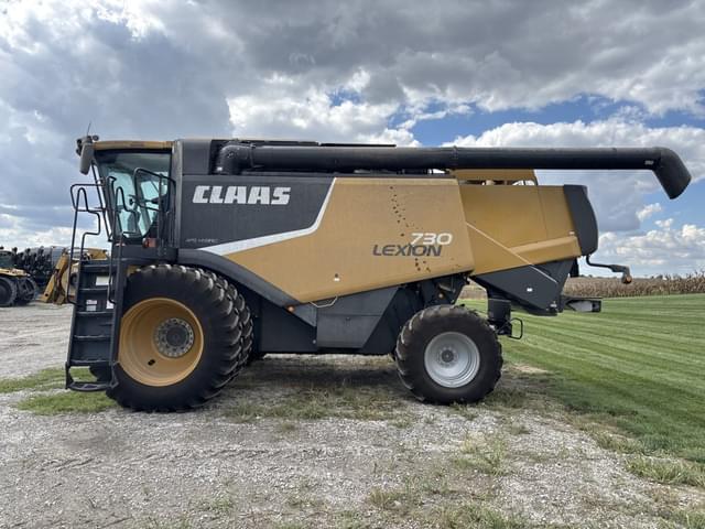 Image of CLAAS Lexion 730 equipment image 1