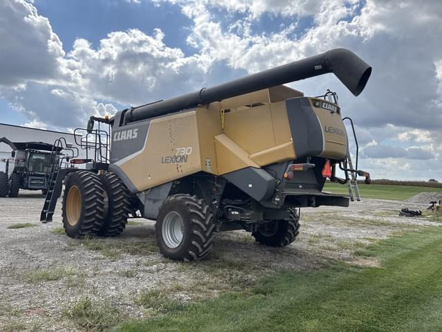 Image of CLAAS Lexion 730 equipment image 2
