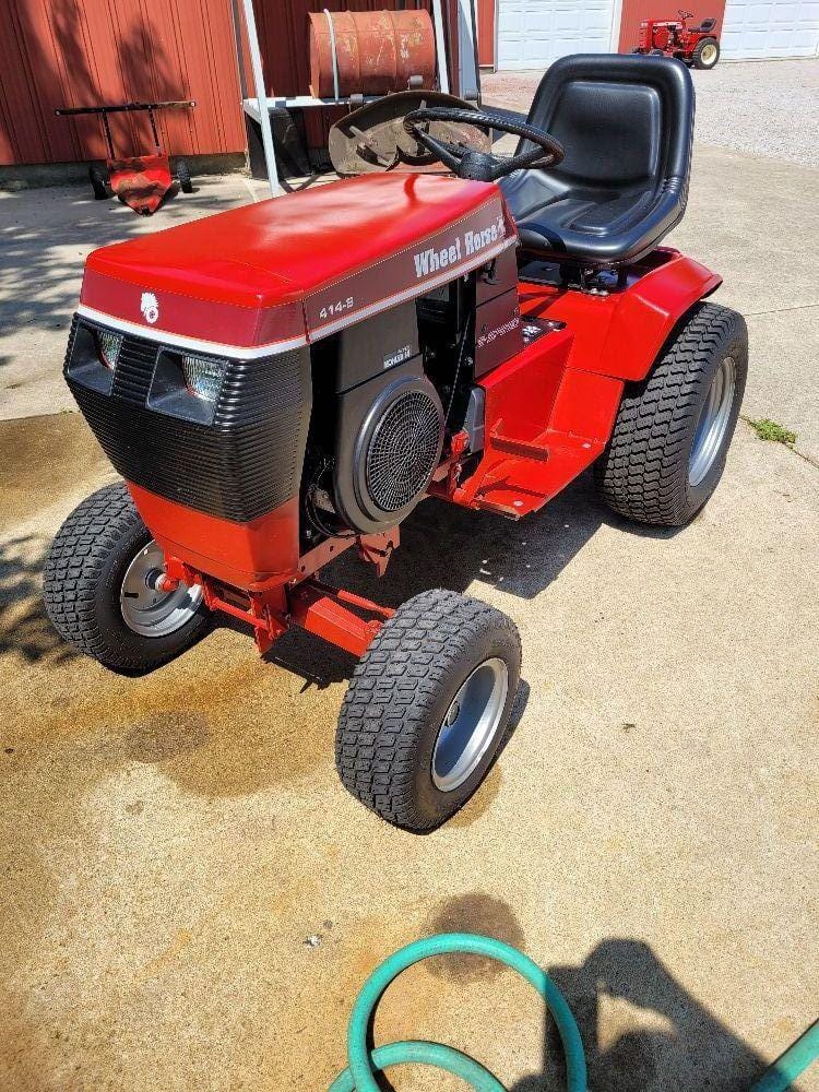 Main image Wheel Horse 414-B