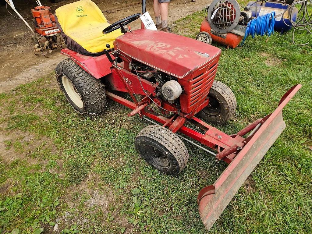 Image of Wheel Horse 855 Image 0