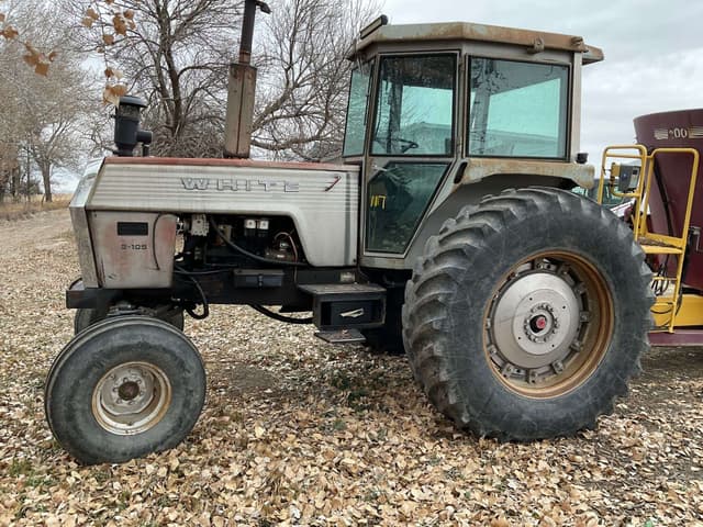 Image of White 2-105 equipment image 3