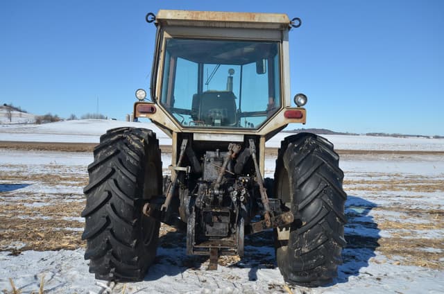 Image of White 2-135 equipment image 3