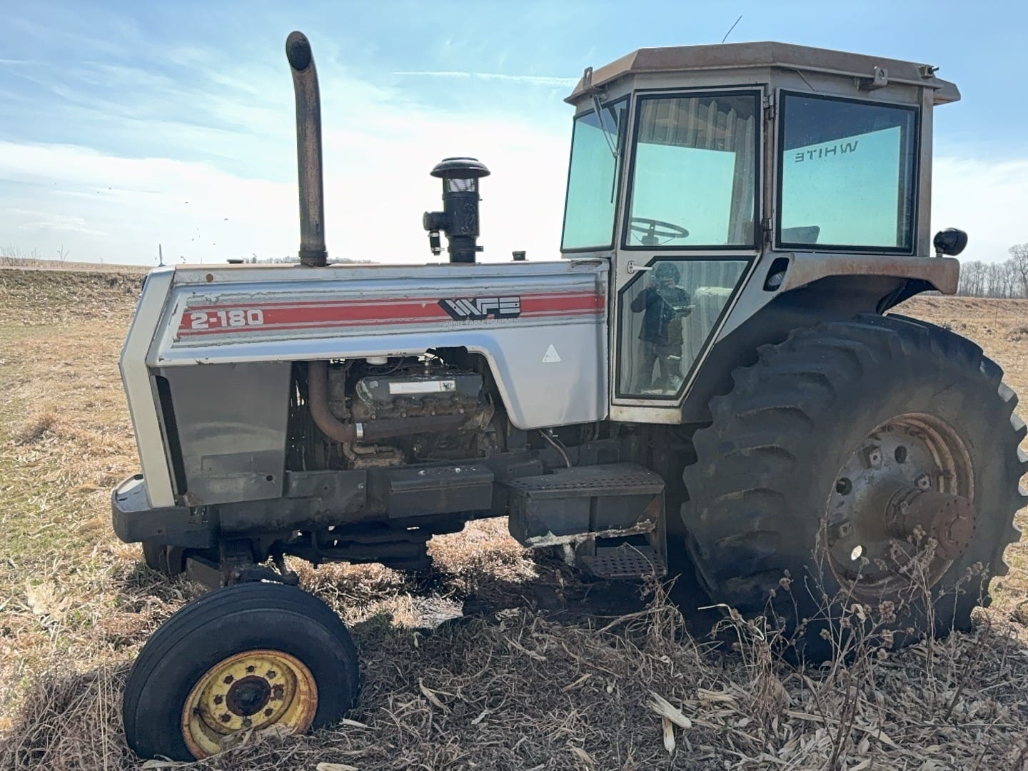 White 2-180 Equipment Image0