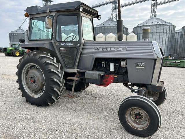 Image of White 2-70 equipment image 1