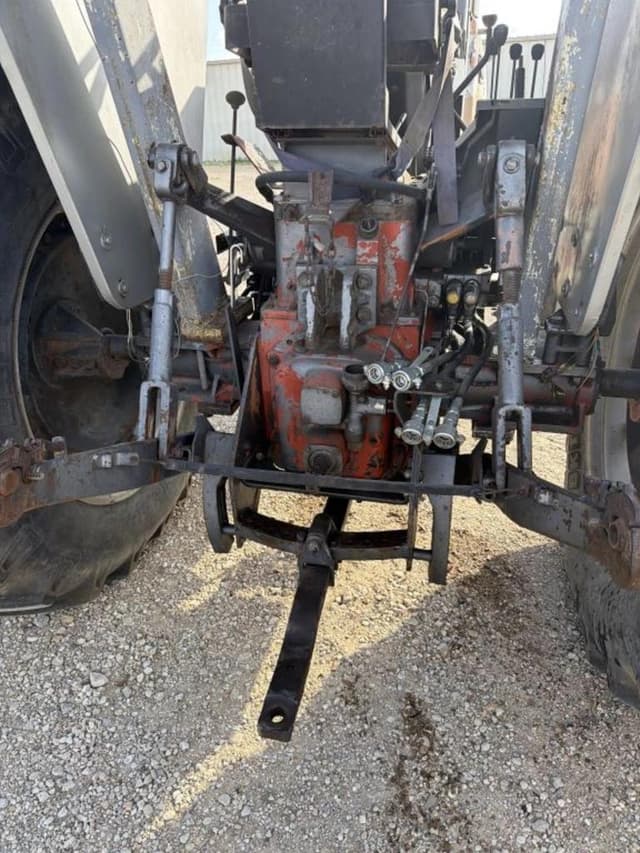 Image of White 2-85 equipment image 4