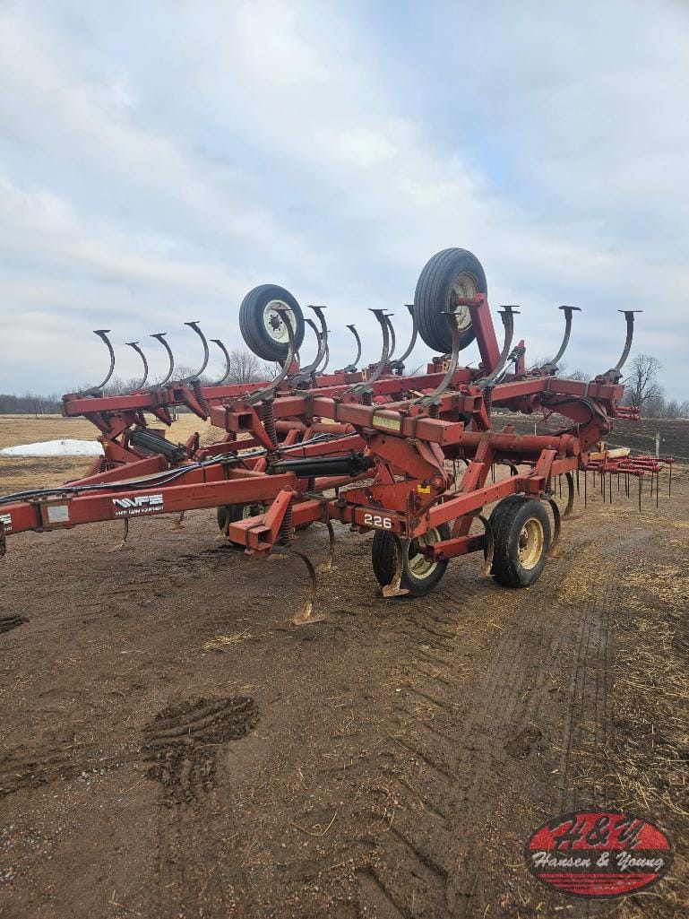 Main image White 226