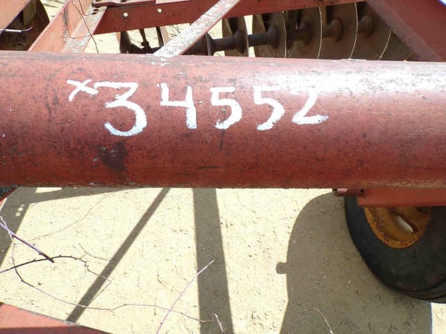 Image of White 252 equipment image 1