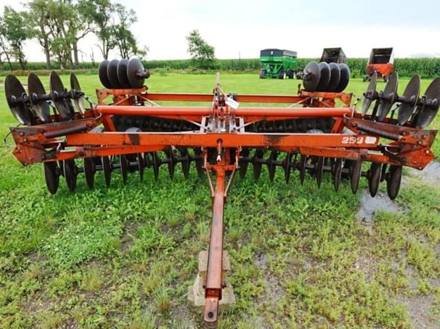 Image of White 253 equipment image 1