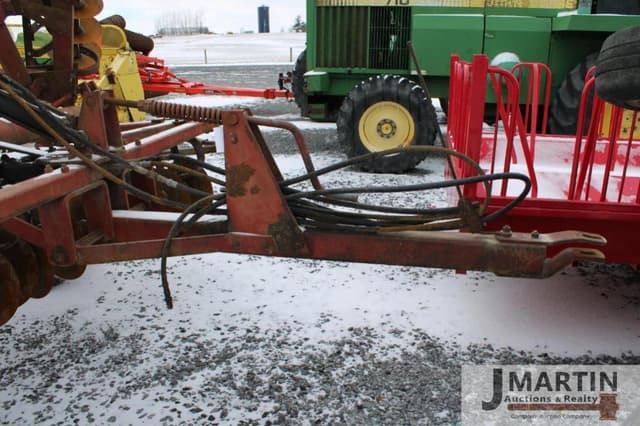 Image of White 271 equipment image 4