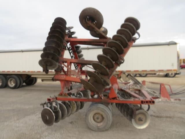 Image of White 271 equipment image 2