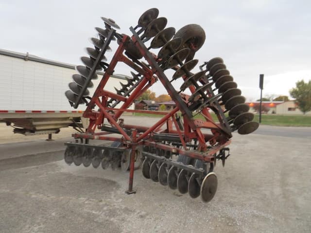 Image of White 271 equipment image 3