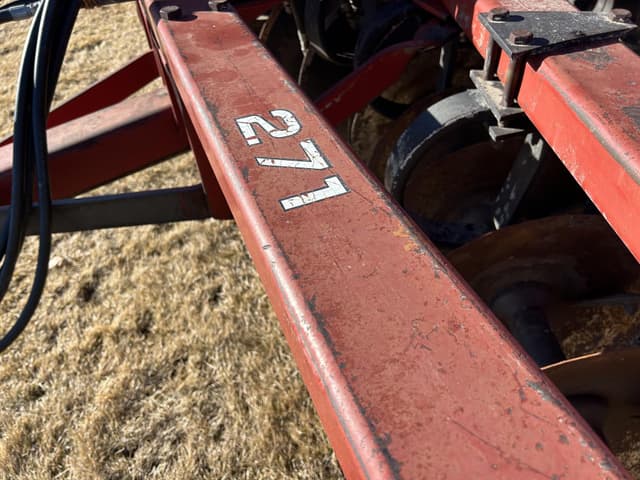 Image of White 271 equipment image 1