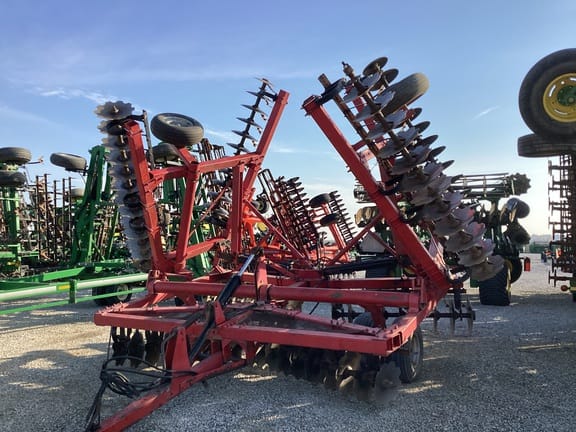 Main image White 271