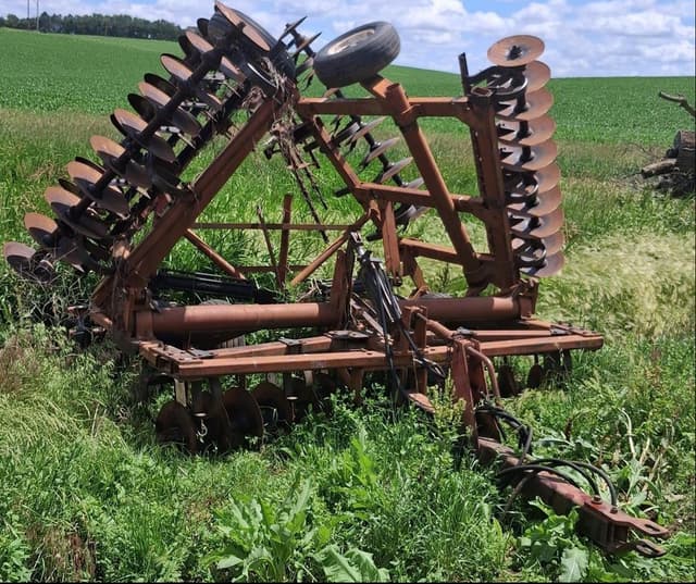 Image of White 271 equipment image 1