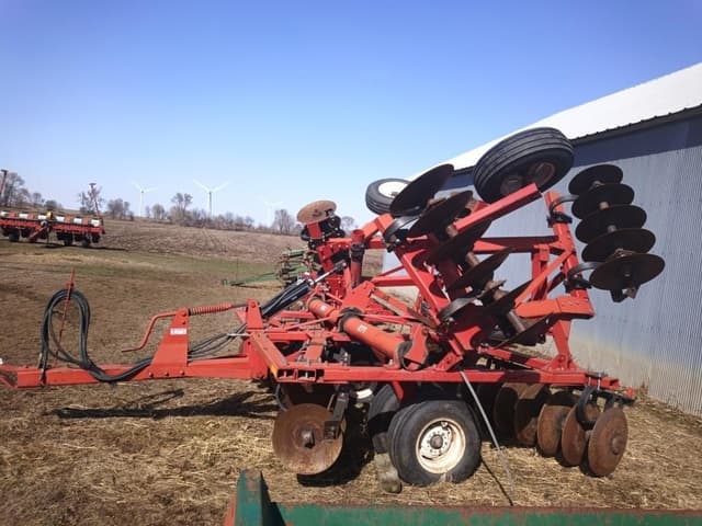 Image of White 271 equipment image 1