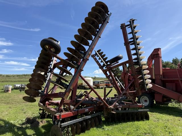 Image of White 272 equipment image 3