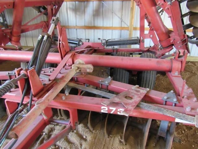 Image of White 273 equipment image 1