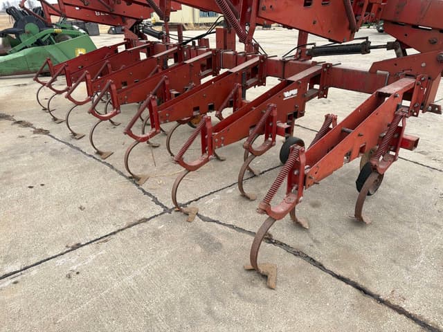 Image of White 378 equipment image 4