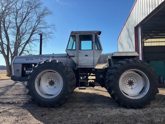 Image of White 4-210 equipment image 1