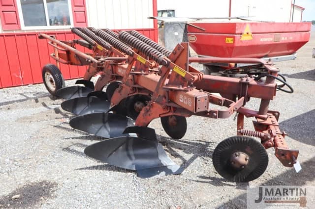 Image of White 508 equipment image 1