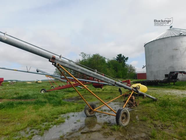 Image of White 400 equipment image 2