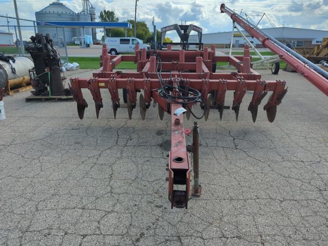 Image of White 435 equipment image 1