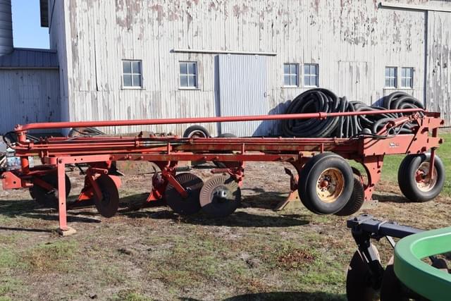 Image of White 508 equipment image 2