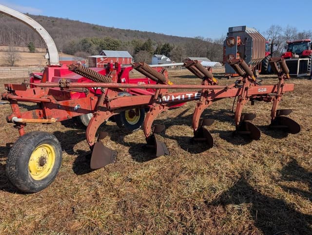 Image of White 508 equipment image 4