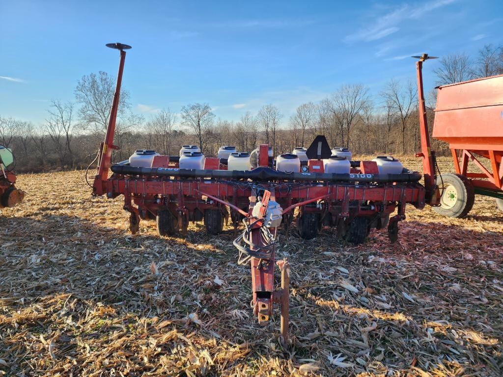 Main image White 5100