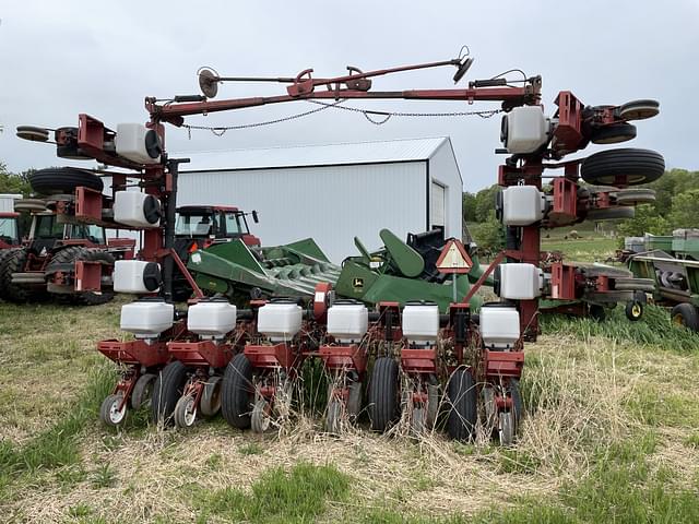 Image of White 5100 equipment image 4