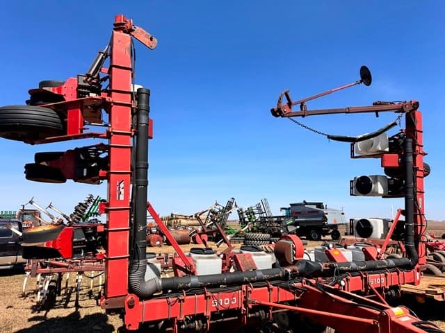 Image of White 5100 equipment image 2