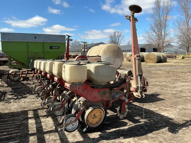 Image of White 5100 equipment image 4