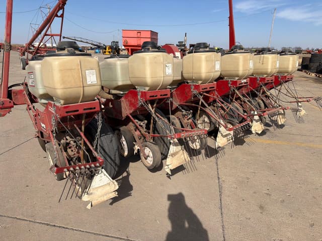 Image of White 5100 equipment image 4